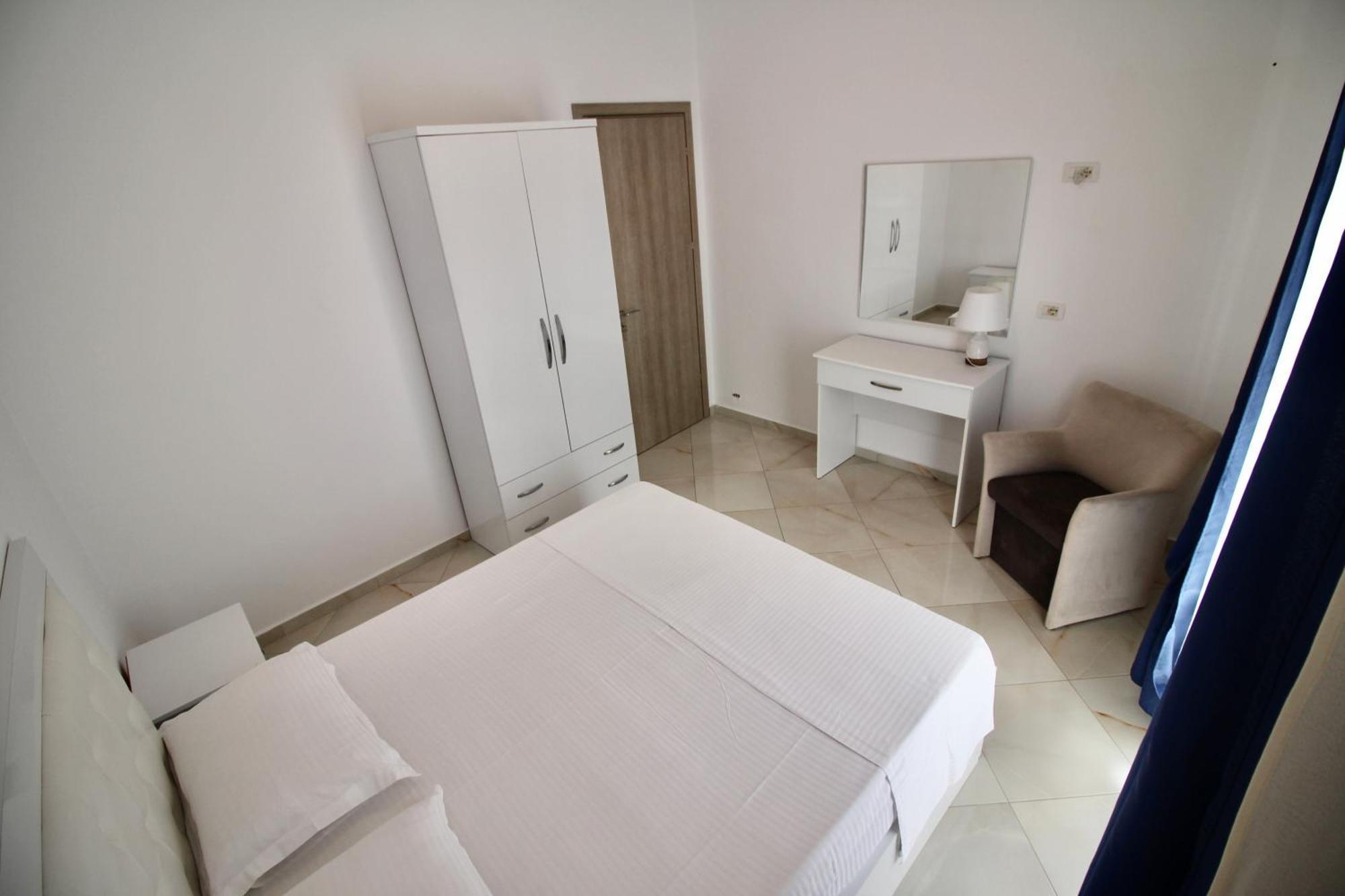 Saranda Apartaments Meta Extérieur photo