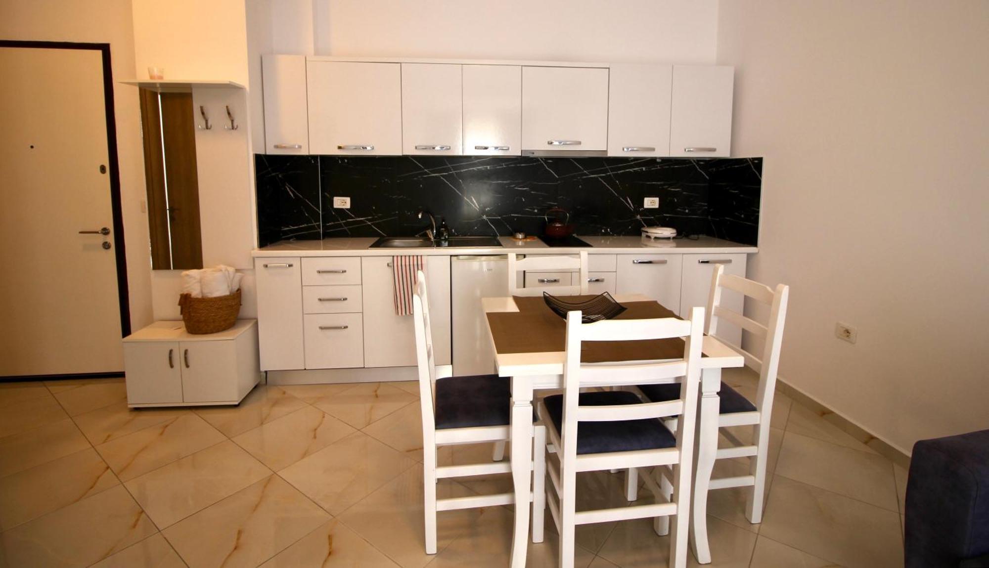 Saranda Apartaments Meta Extérieur photo