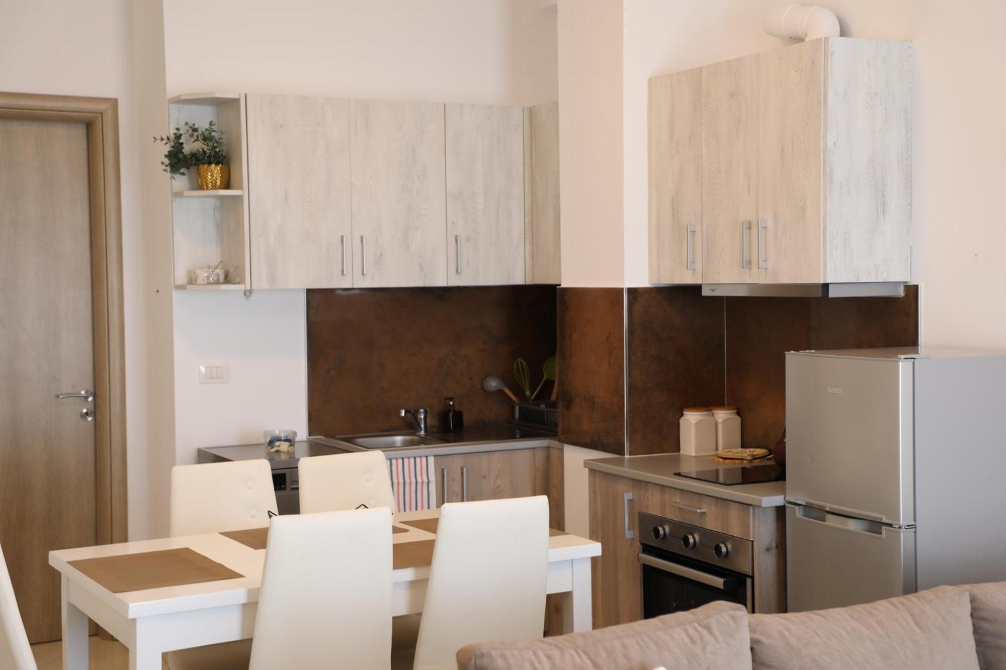 Saranda Apartaments Meta Extérieur photo